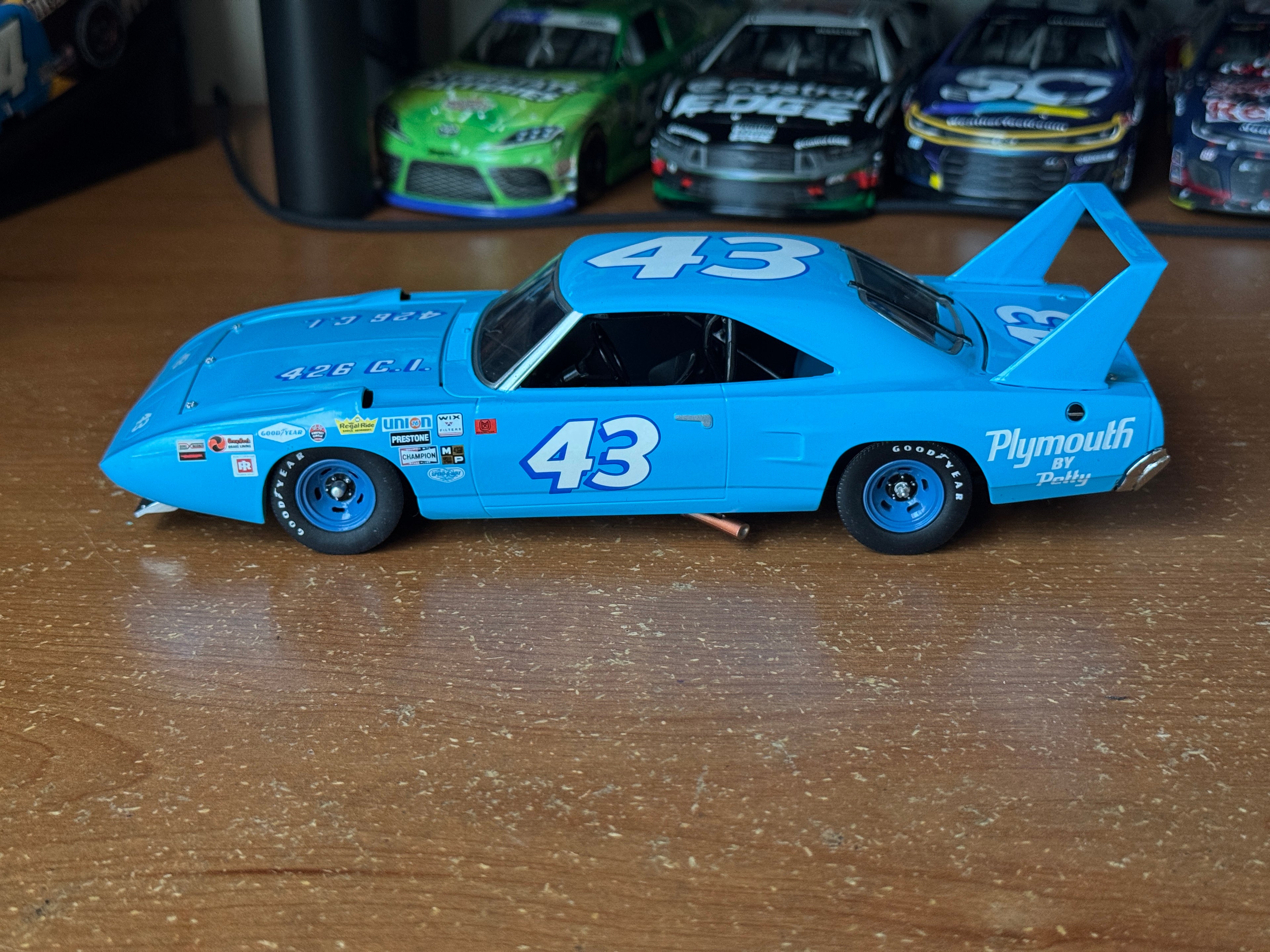 Richard Petty 1970 Plymouth Superbird University of Racing 1:24 Nascar Diecast