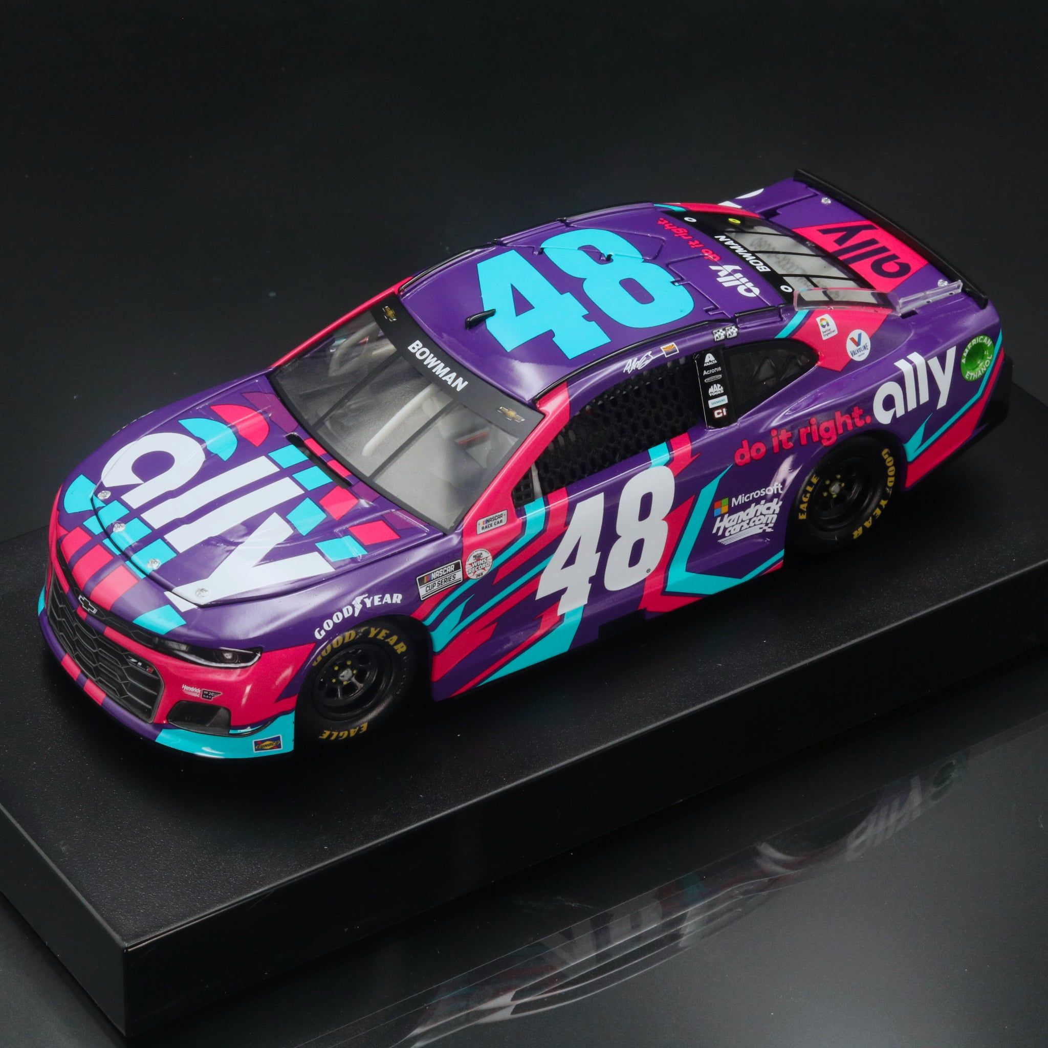 Alex Bowman 2021 Ally Fan Vote Neon Lights 1:24 Diecast
