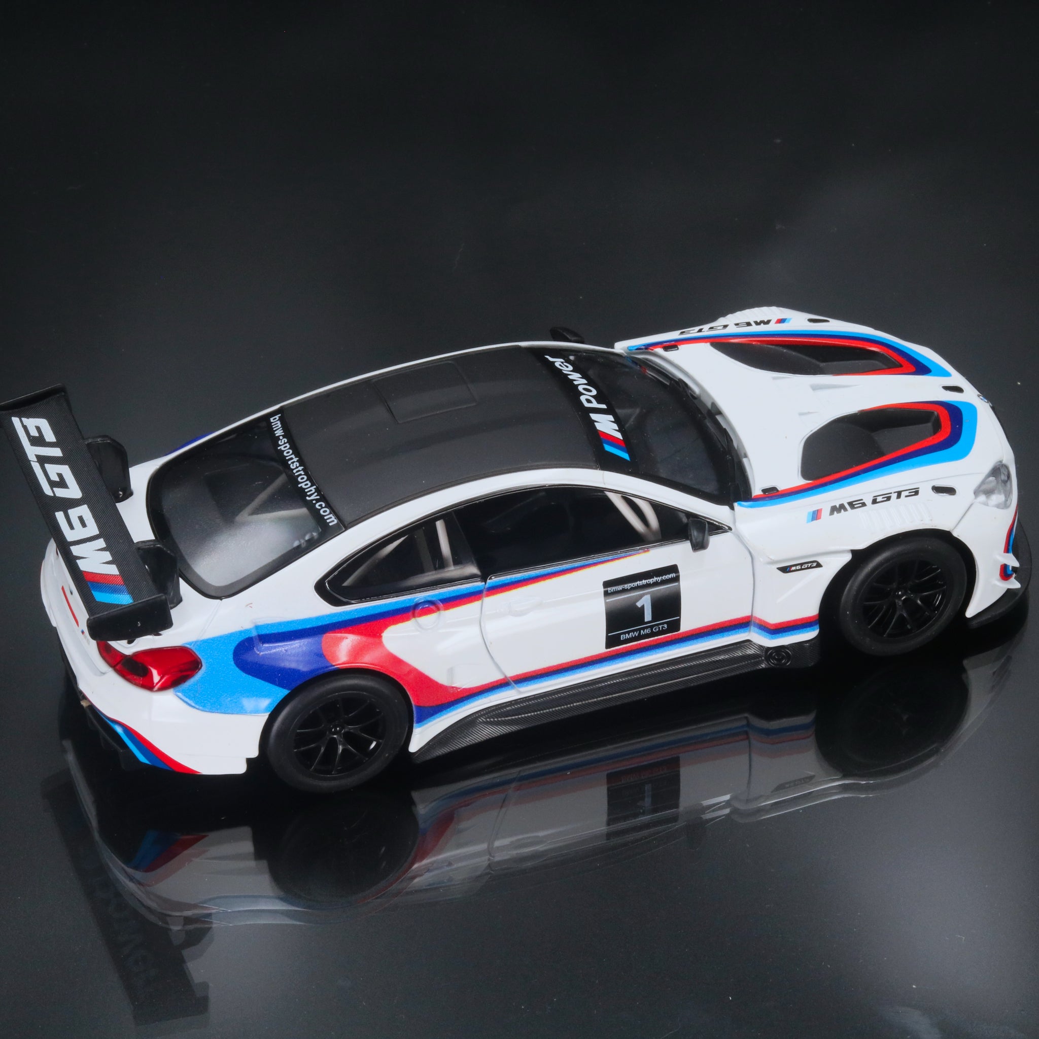 BMW M6 GT3 Sprint Model Gran Turismo 2016 1:24 Diecast