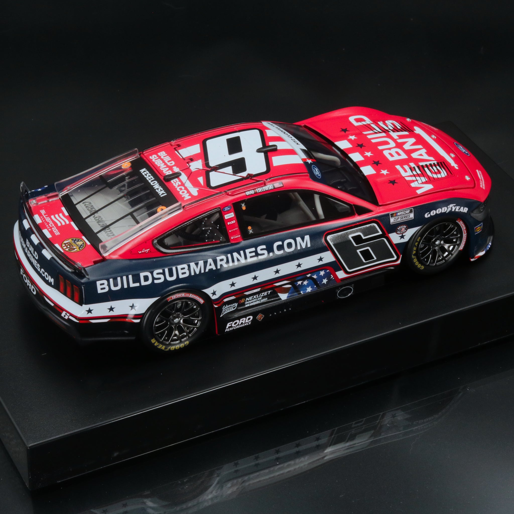 Brad Keselowski 2025 Buildsubmarines.com Salutes 1:24 Diecast