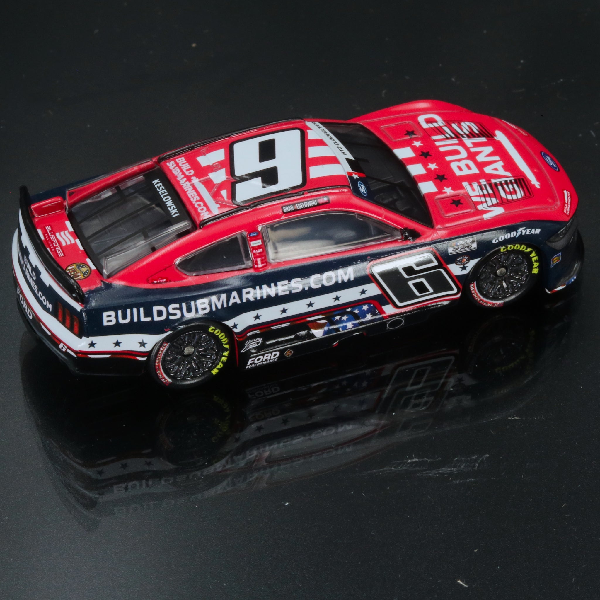 Brad Keselowski 2025 Buildsubmarines.com Salutes 1:64 Diecast