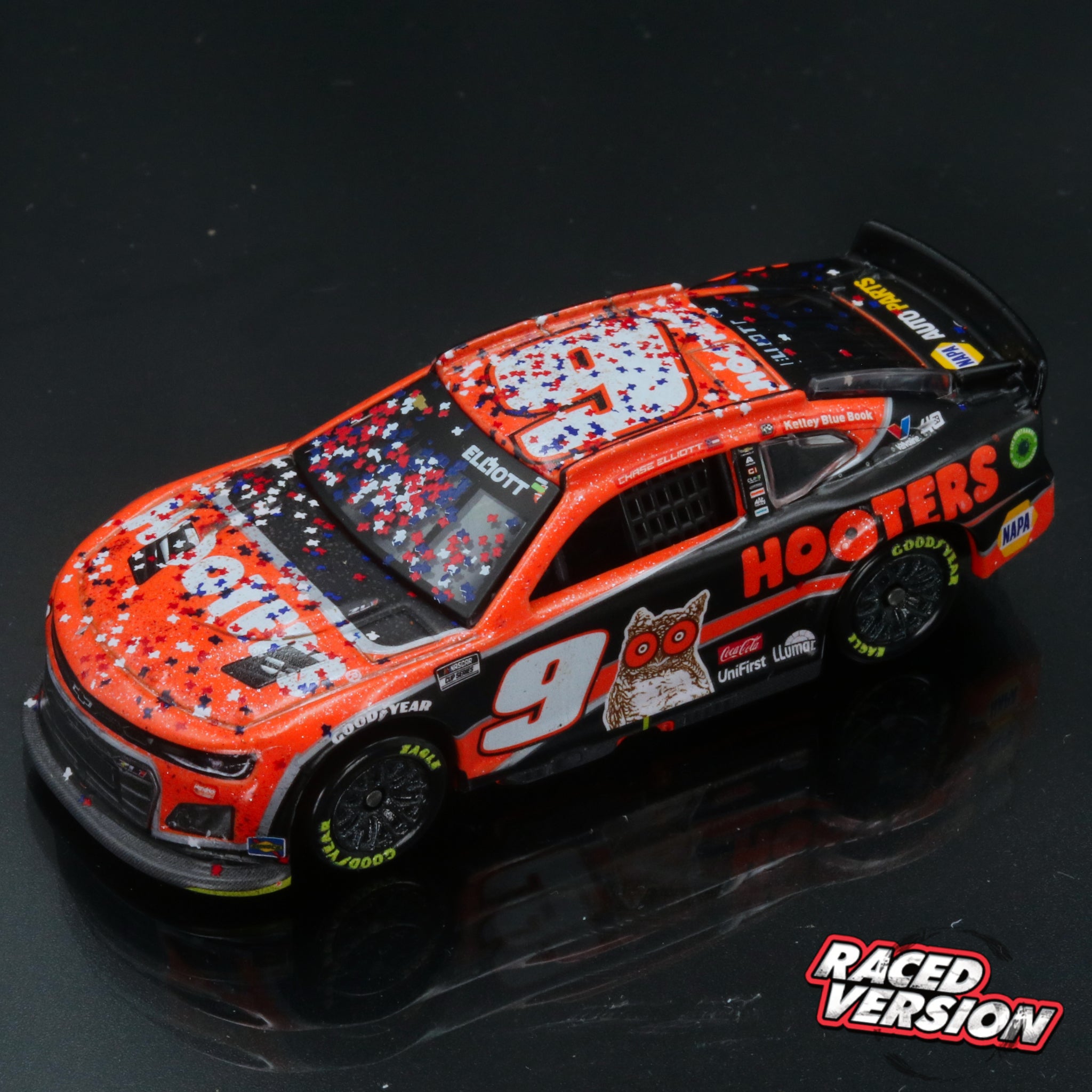 Chase Elliott 2024 Hooters Texas Motor Speedway Race Win 1:64 Diecast
