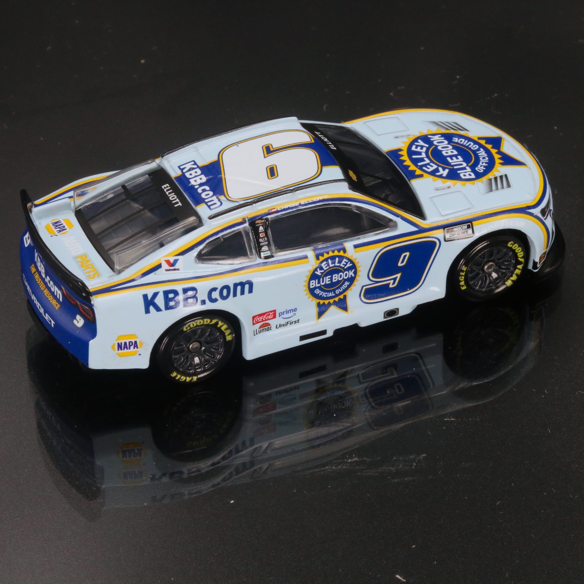 Chase Elliott 2025 Kelley Blue Book 1:64 Diecast