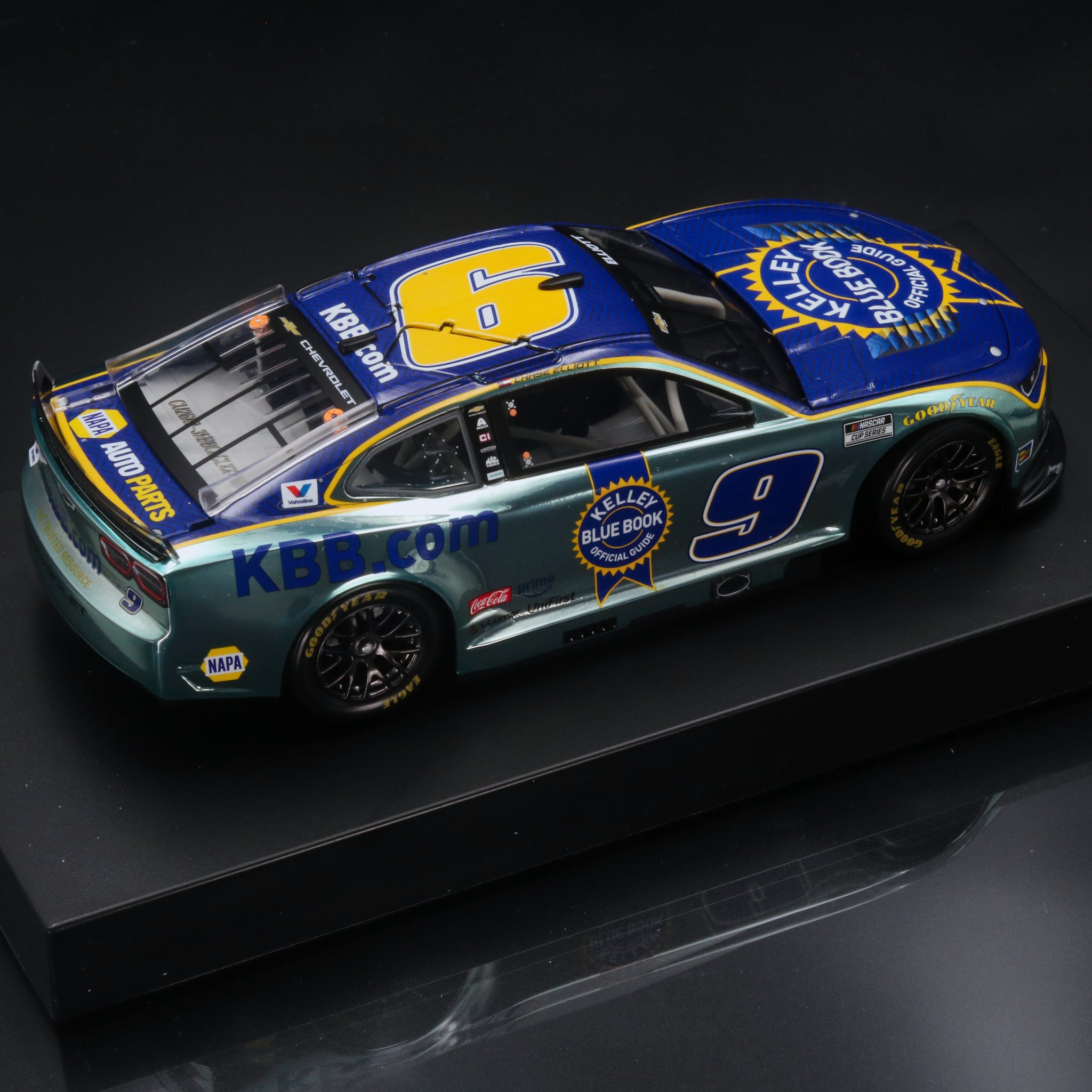 Chase Elliott 2026 Kelley Blue Book 1:24 Diecast