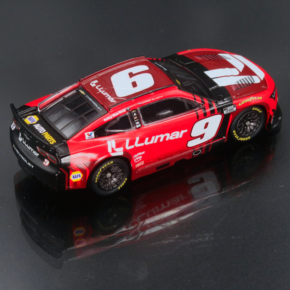 Chase Elliott 2026 LLumar 1:64 Diecast