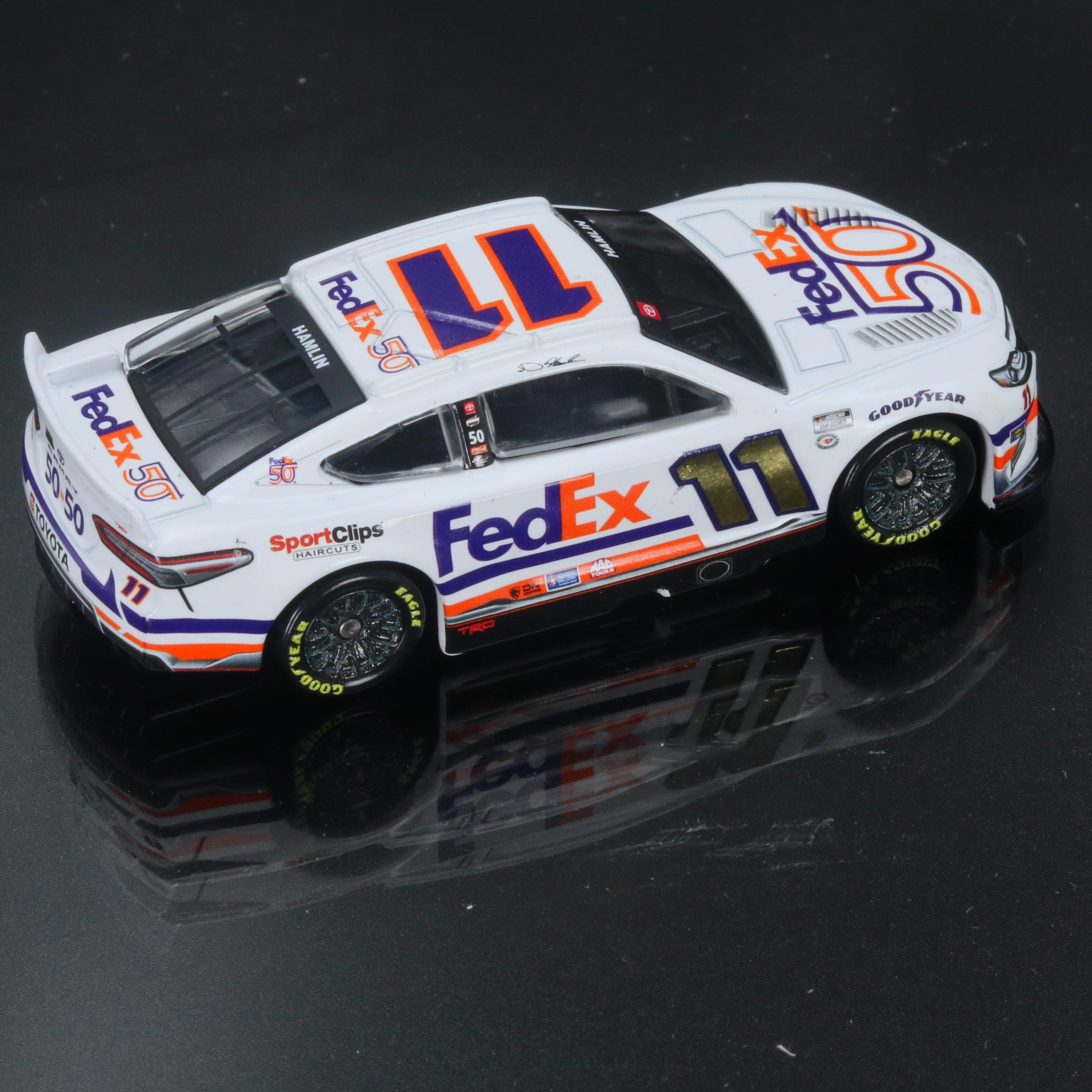 Denny Hamlin 2023 FedEx 50 Daytona International Speedway 1:64 Diecast Chassis
