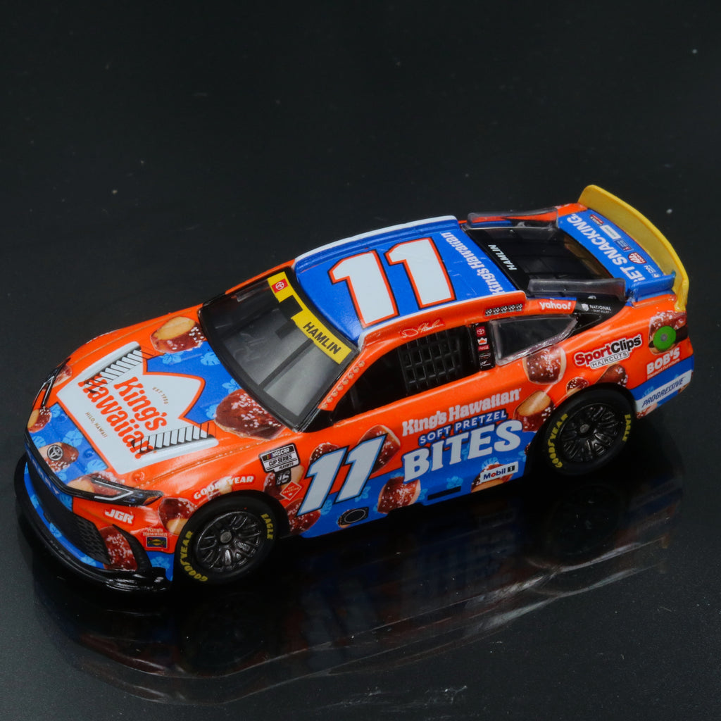 Denny Hamlin 2025 King's Hawaiian Soft Pretzel Bites 1:64 Diecast