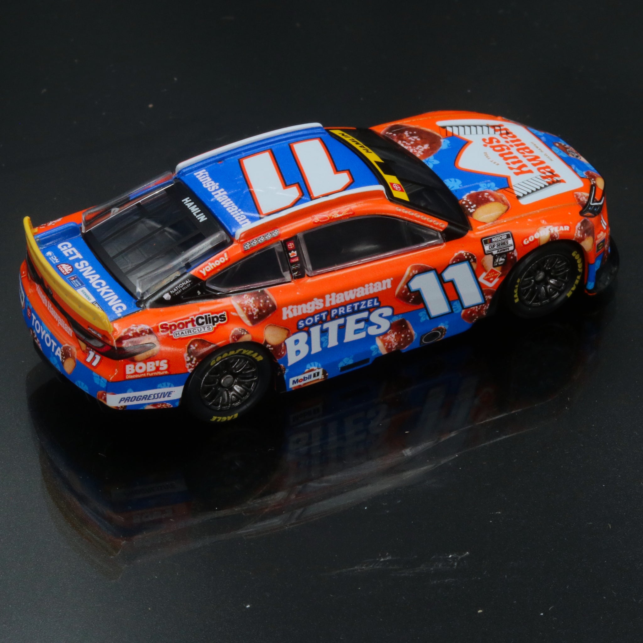 Denny Hamlin 2025 King's Hawaiian Soft Pretzel Bites 1:64 Diecast