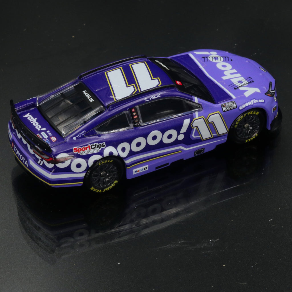 Denny Hamlin 2025 Yahoo! 1:64 Diecast