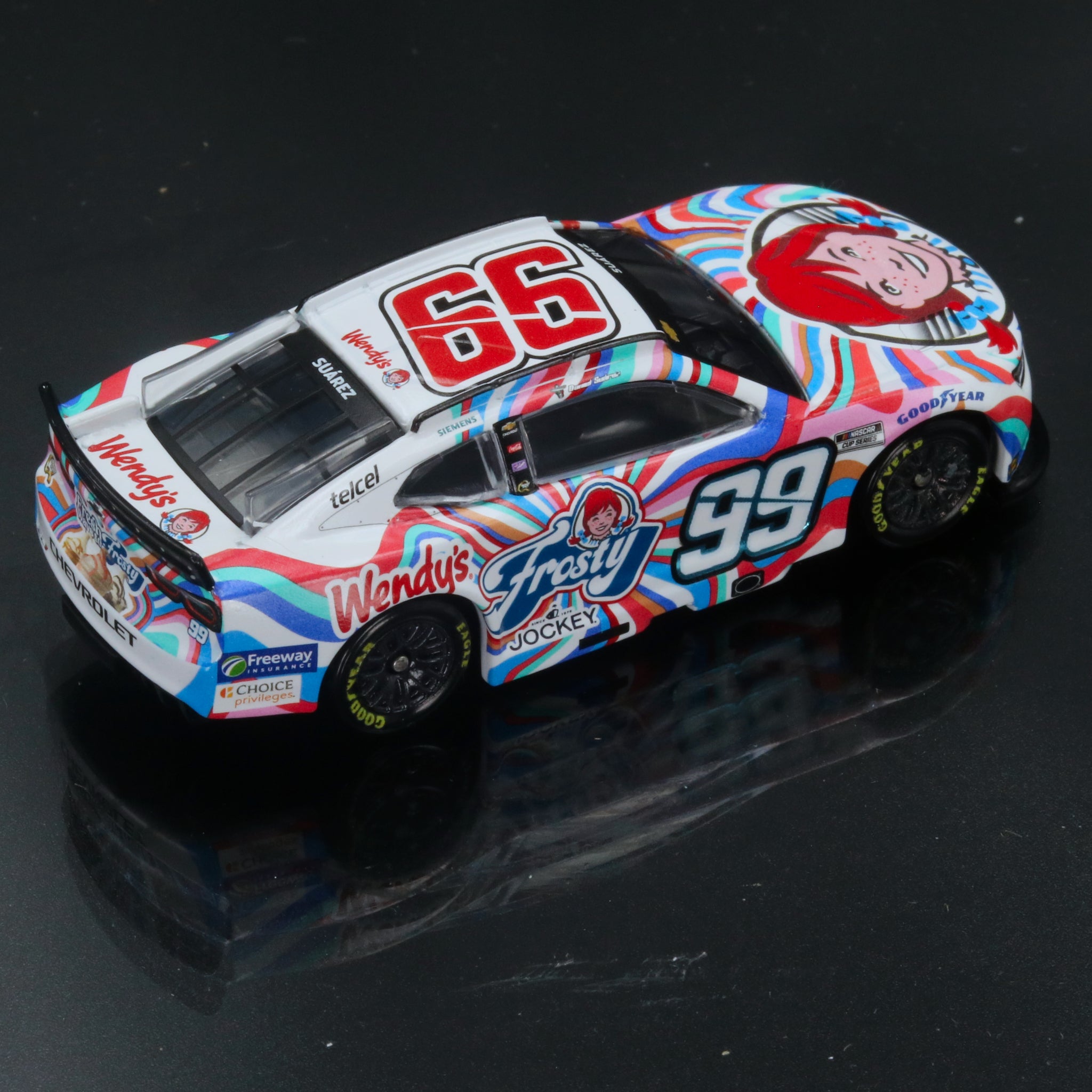 Daniel Suárez 2025 Wendy's Frosty 1:64 Diecast