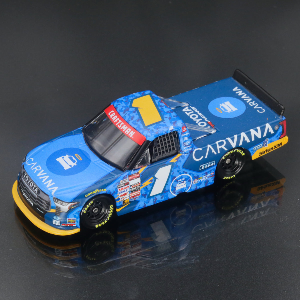Jimmie Johnson 2026 Carvana Truck 1:64 Diecast