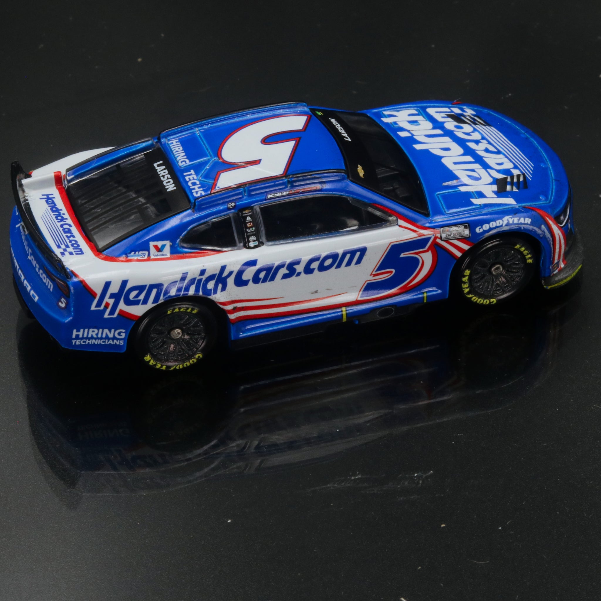 Kyle Larson 2024 HendrickCars.com Kansas Speedway Race Win 1:64 Diecast