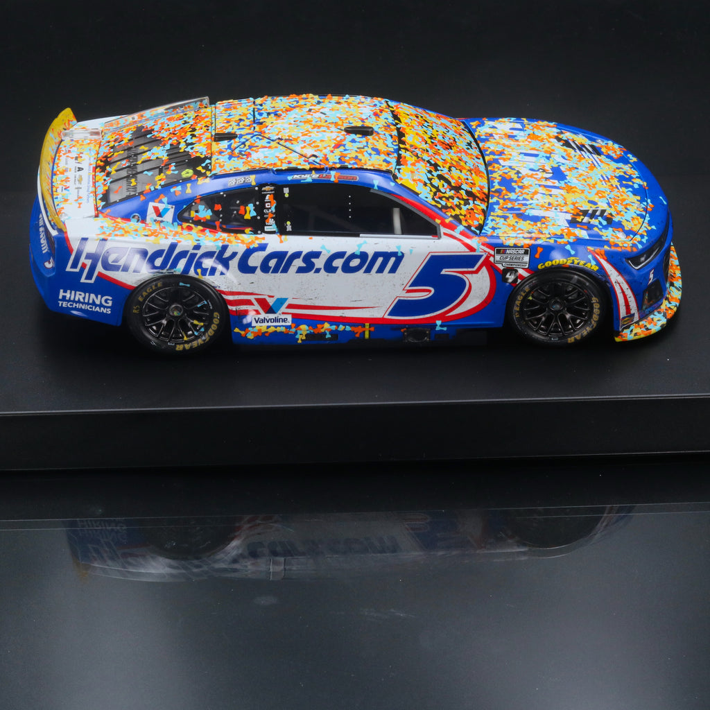 Kyle Larson 2025 HendrickCars.com Champion Raced Version 1:24 Diecast