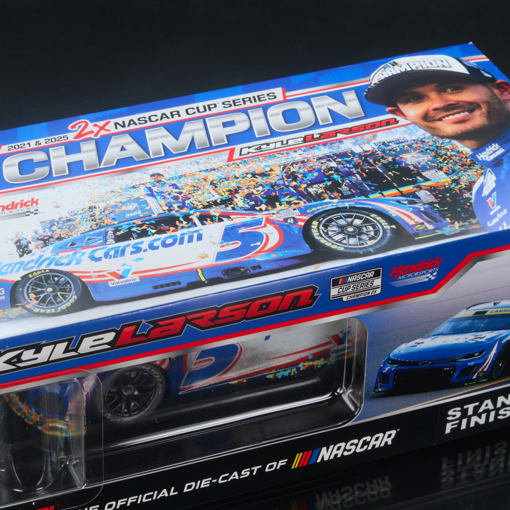 Kyle Larson 2025 HendrickCars.com Champion Raced Version 1:24 Diecast