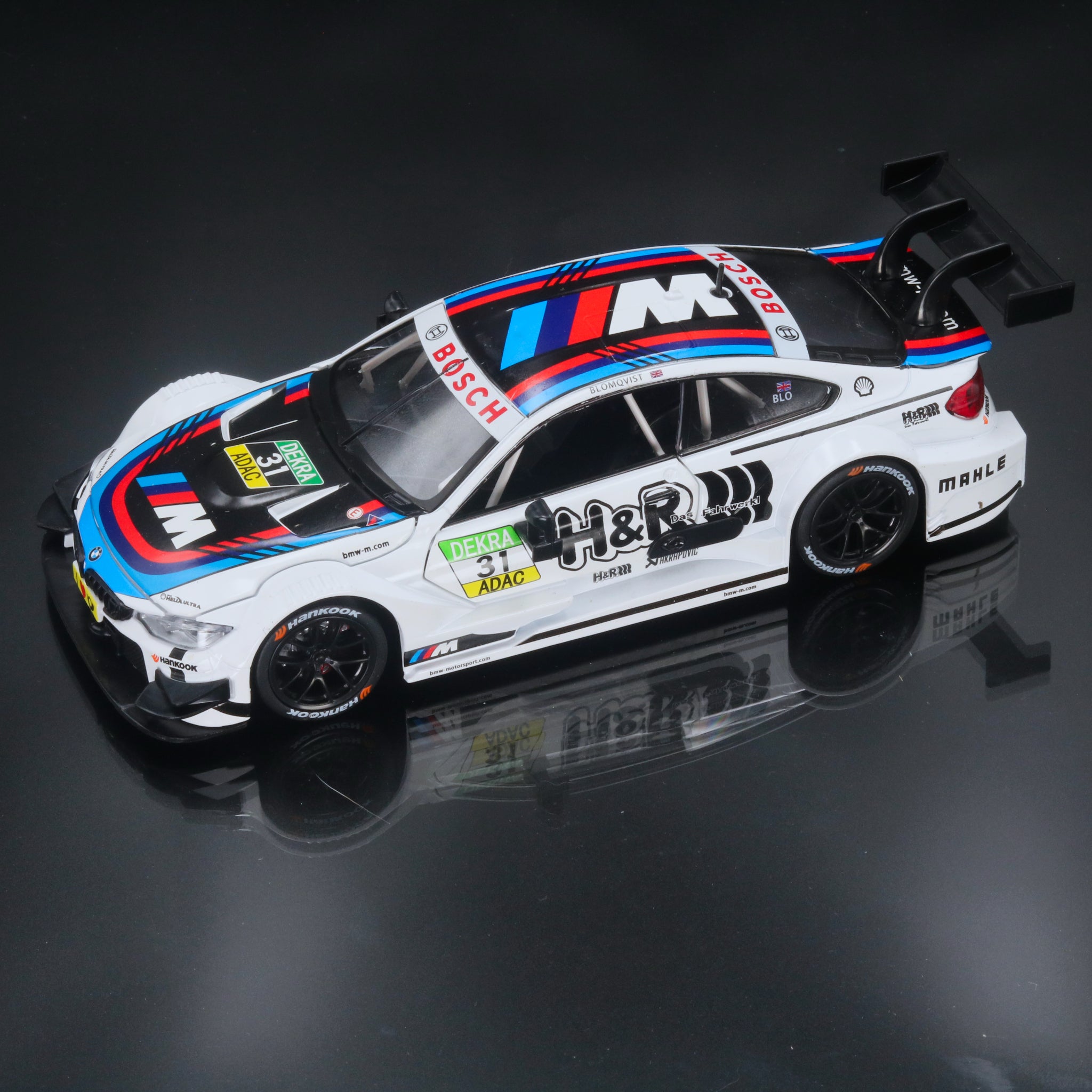 Tom Blomqvist 2017 H&R #31 BMW M4 DTM 1:24 Diecast