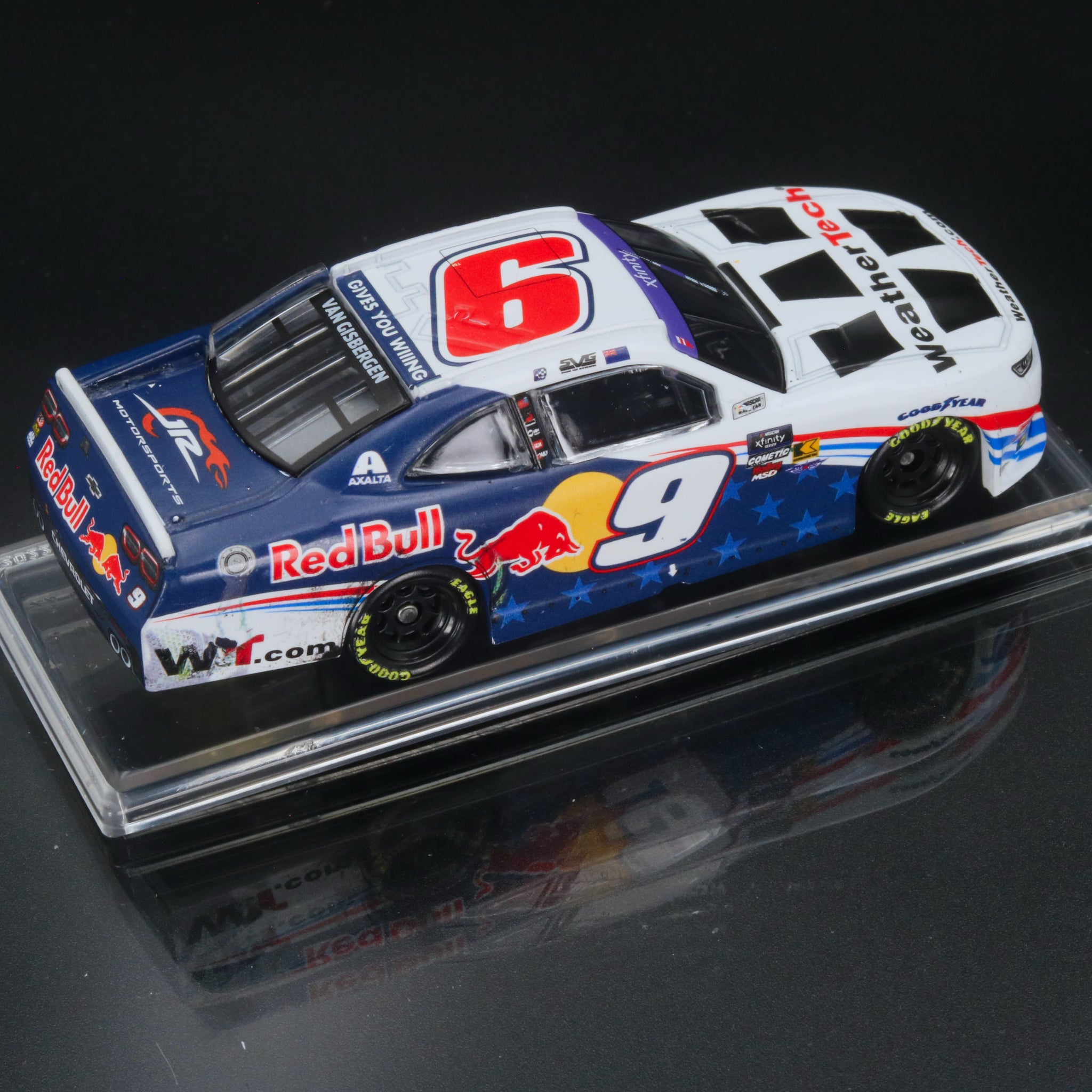 Shane van Gisbergen 2025 Weathertech / Red Bull Chicago Street Race Race Win 1:64 Diecast