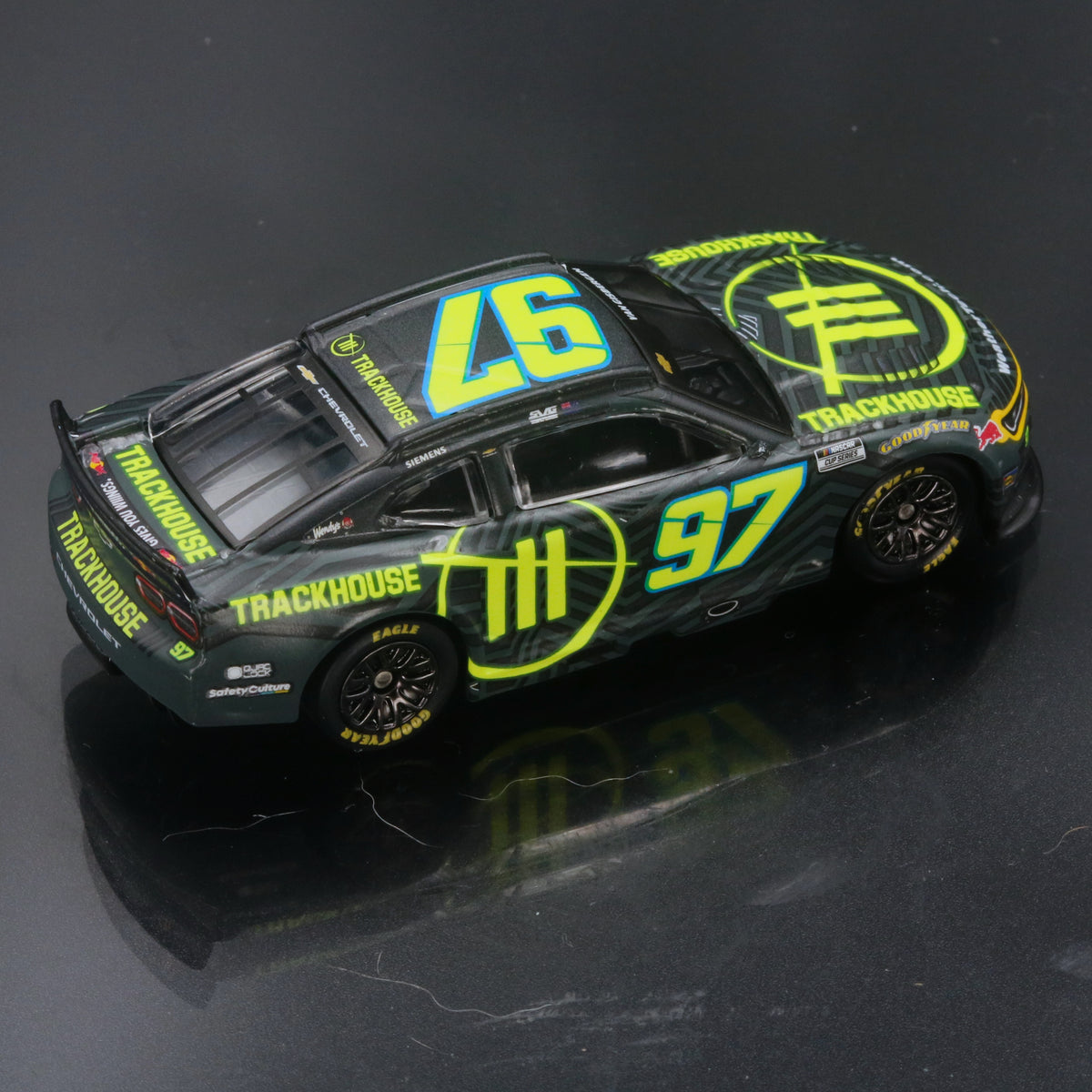 Shane van Gisbergen 2026 Trackhouse 1:64 Diecast