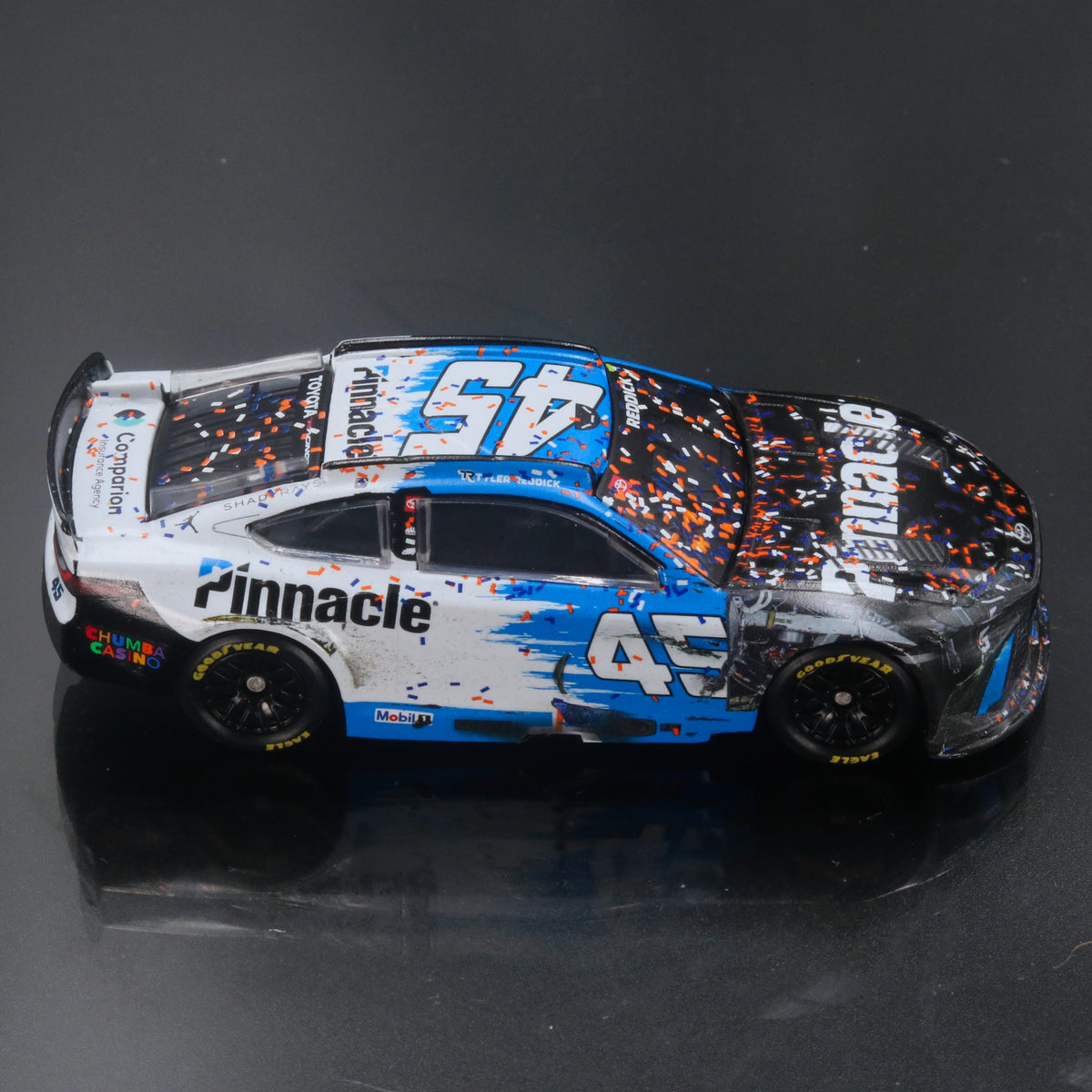 Tyler Reddick 2026 Pinnacle EchoPark Speedway Race Win 1:64 Diecast