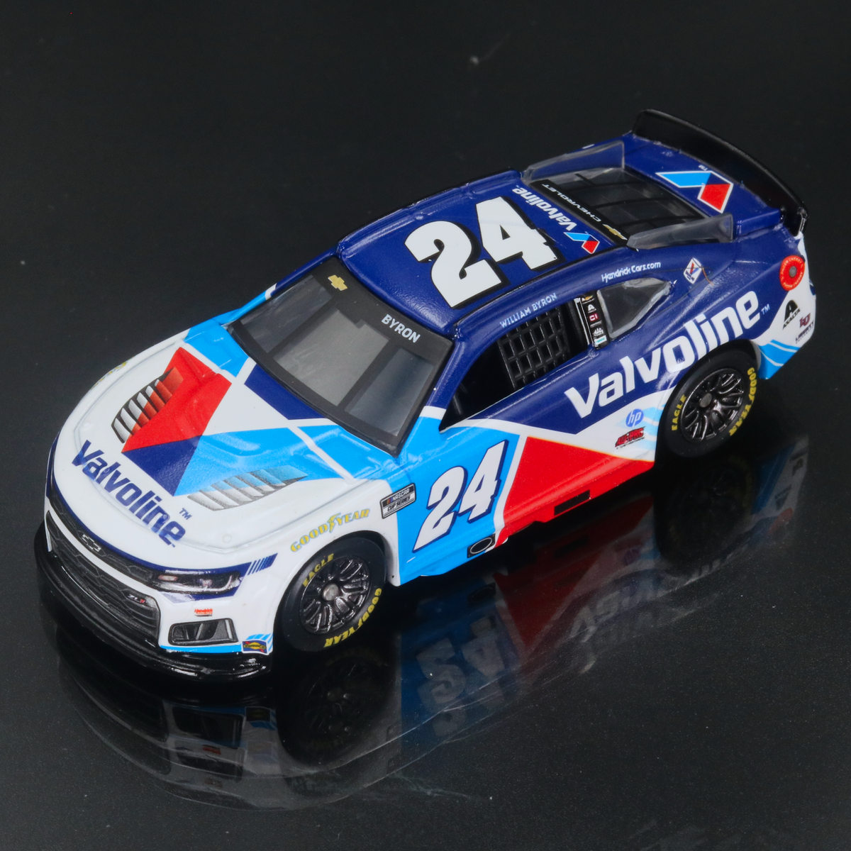 William Byron 2026 Valvoline 1:64 Diecast